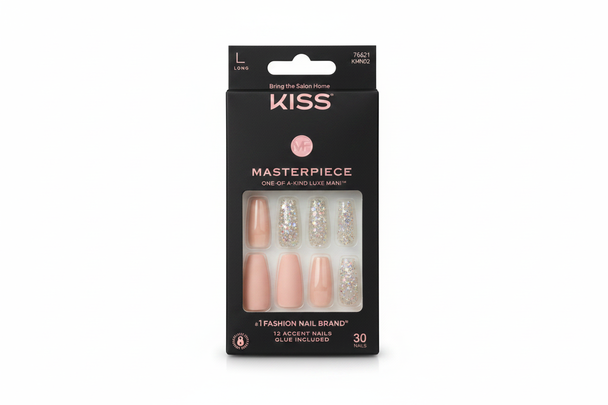 Kiss masterpiece nails L
